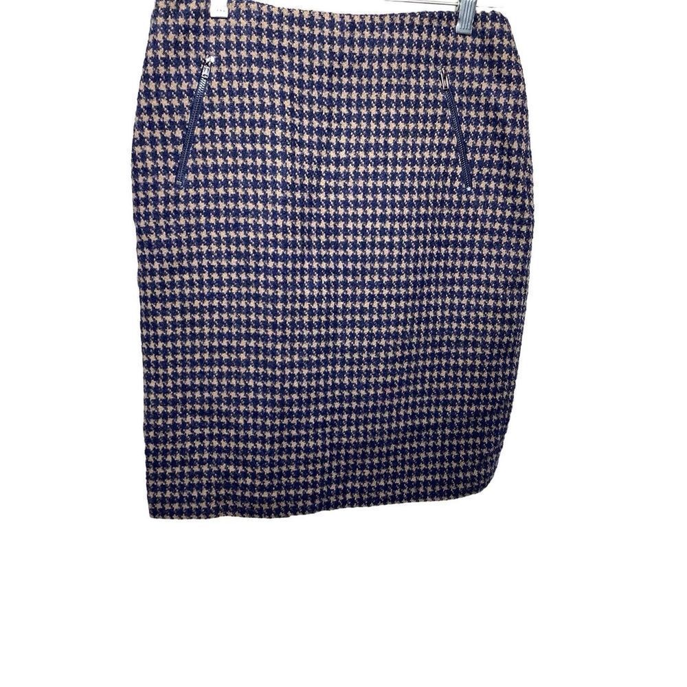 J McLaughlin Dark Blue and Tan Skirt Size 2